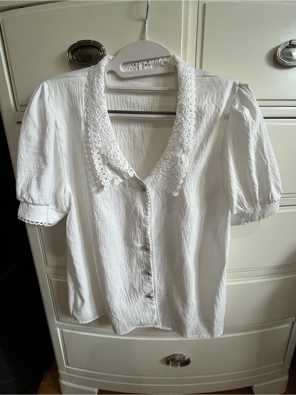 SHEIN White Lace-Trim Puff Sleeve Button Blouse